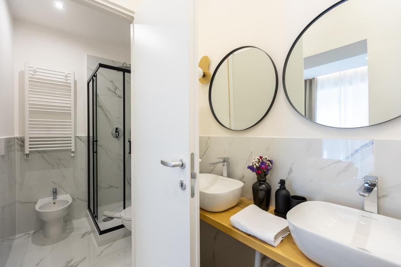 Colosseum Boutique Apartment Rom Exteriör bild